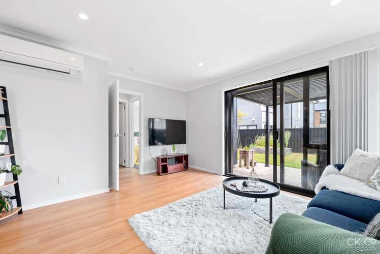 7 Mawai Hakona Drive Wallaceville_4