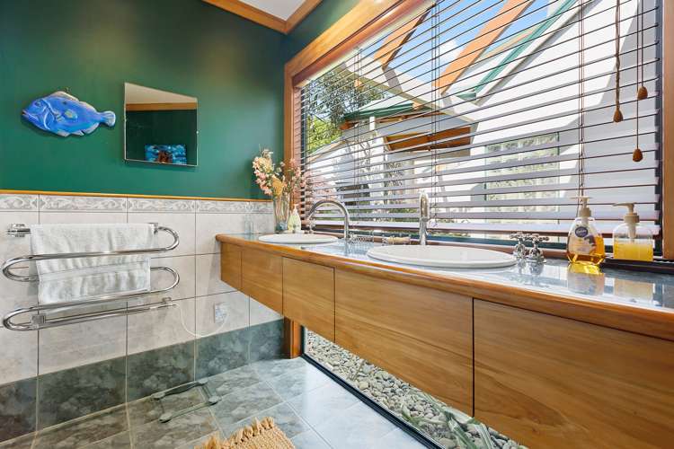 125 Davis Road Inglewood_11