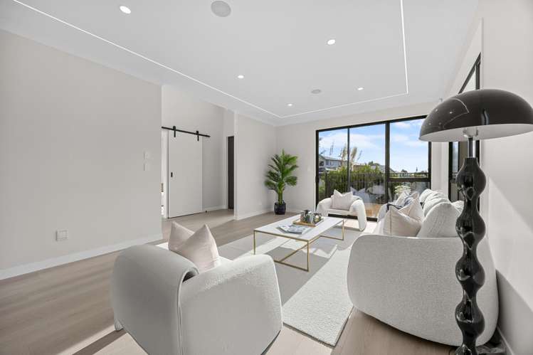 17 Bremner Ridge Street Flat Bush_17