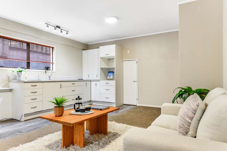 16 Glendale Drive Dinsdale_22