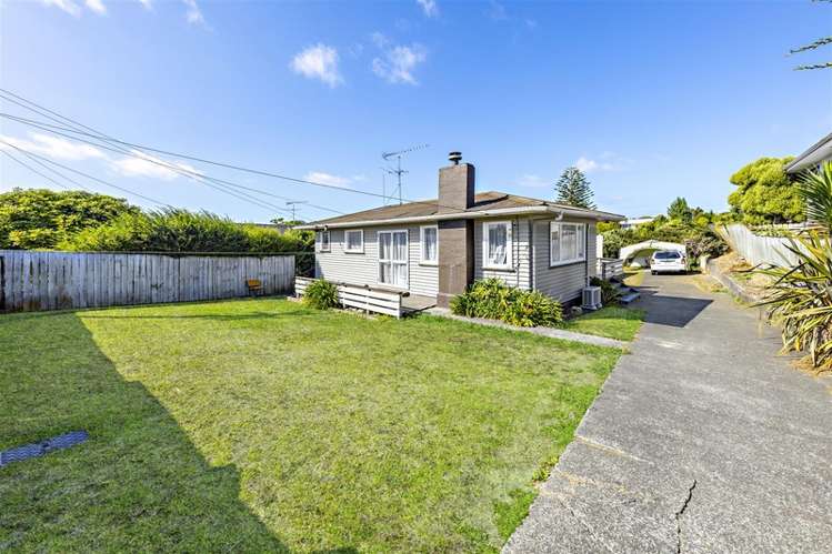 51 Beaumonts Way Manurewa_1