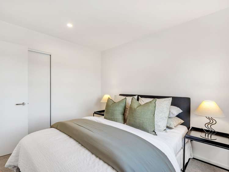 2/287 Selwyn Street Spreydon_14