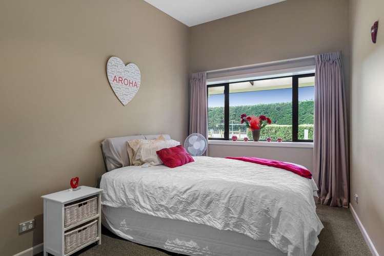 43 Bramleys Road Flaxton_17