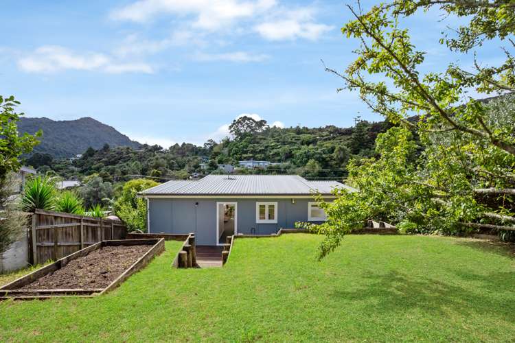 33 Foster Avenue Huia_18