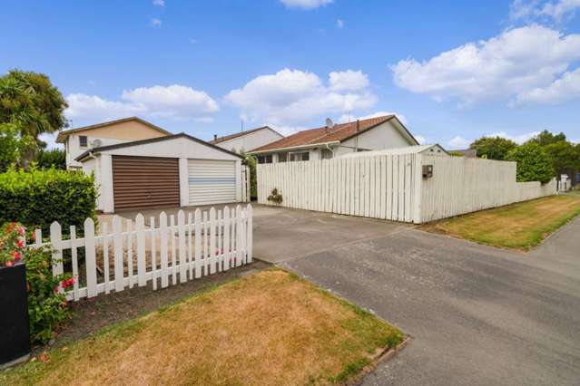 1/9 Woodcote Avenue Hornby_1