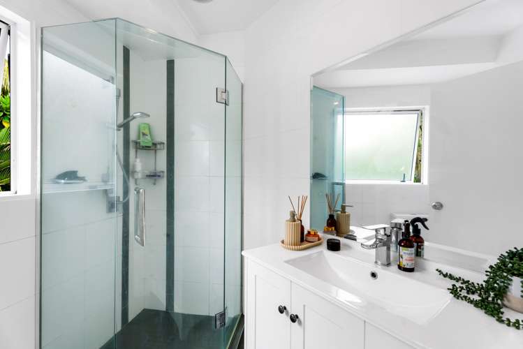 2/34 Howe Street Howick_13