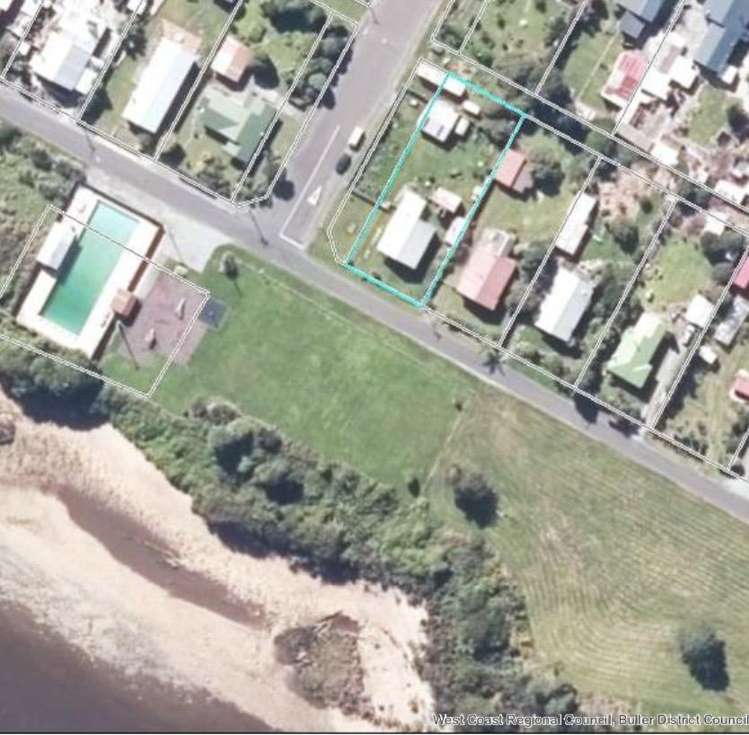 11 River Road Hector_30