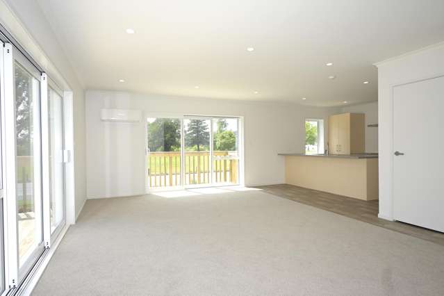 15 River Road Kawerau_3