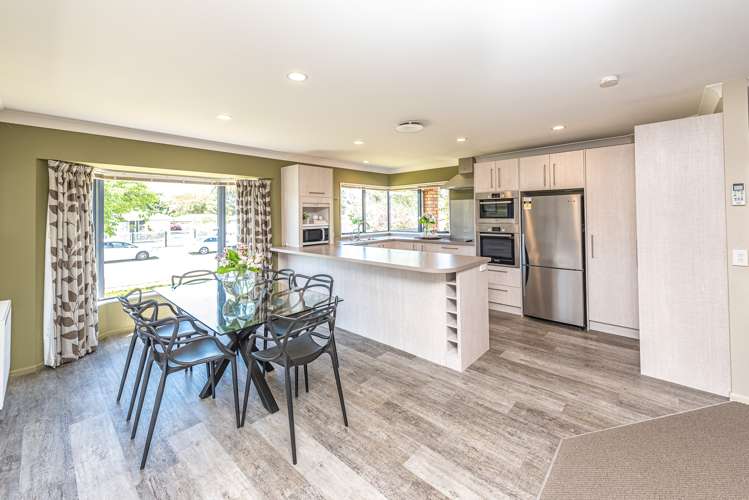 12 Norfolk Drive Otamatea_6