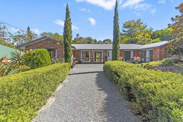 Live the Good Life in Forest Park - Where Mountain Charm Meets Modern Comfort