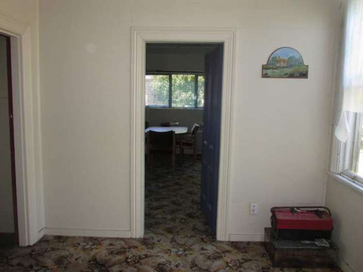 85 Shiel Street Reefton_23