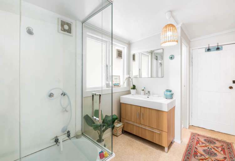 25 Penton Road Stanmore Bay_16