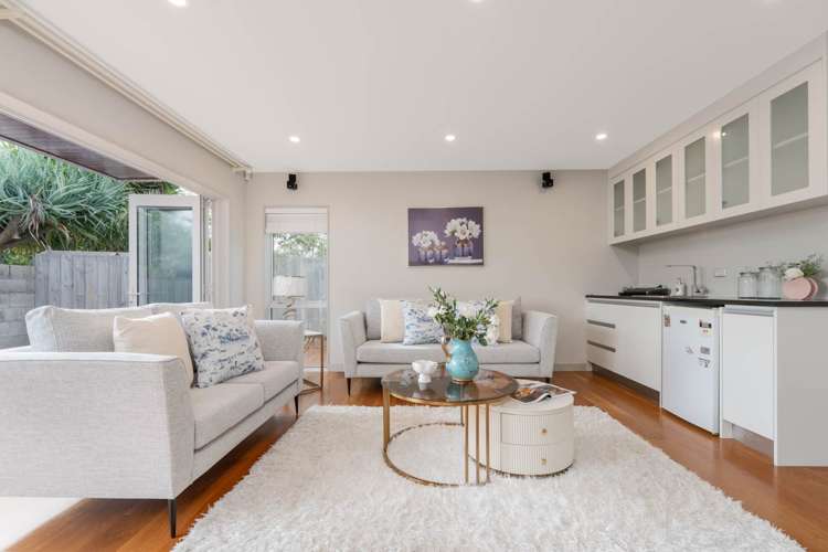 6 Rogers Avenue Eastern Beach_20