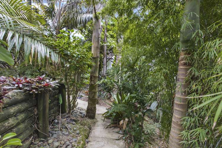 16 Ragley Street Titirangi_17