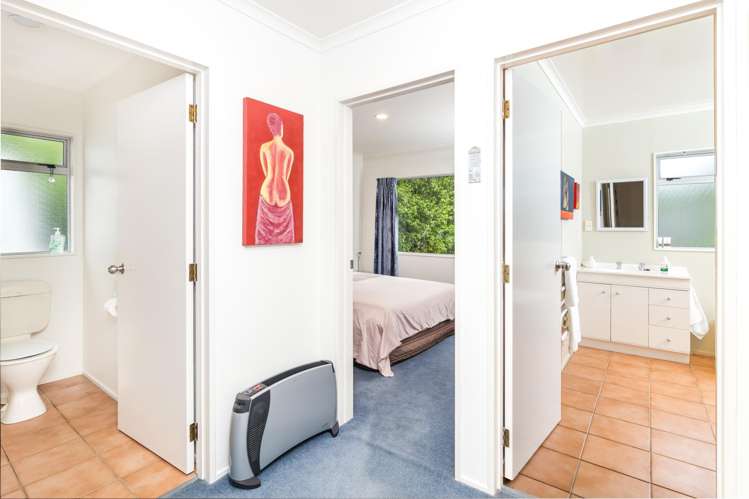 2/24 Robinson Terrace Rangatira Park_11