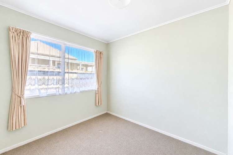 2/43 McIntyre Road Mangere Bridge_9