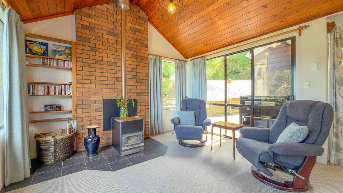 37 Otuturu Crescent_3