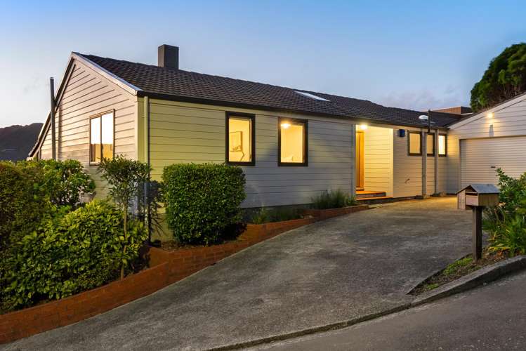 15 Indira Place Khandallah_29