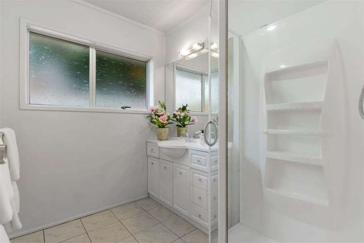 2/2 Quentin Ave Epsom_9