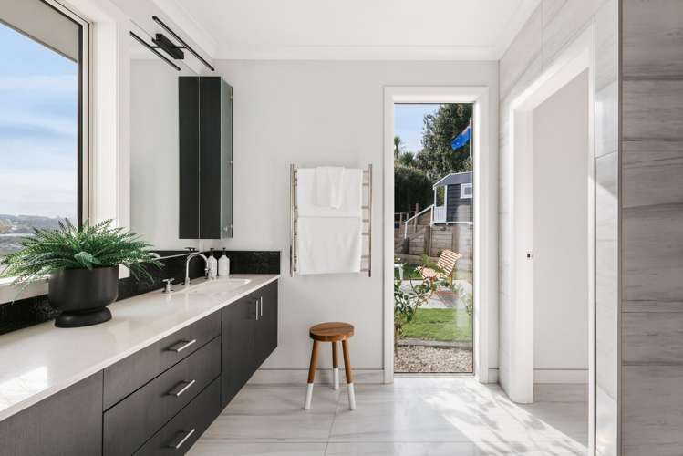 40 Broadwater Close Pyes Pa_33