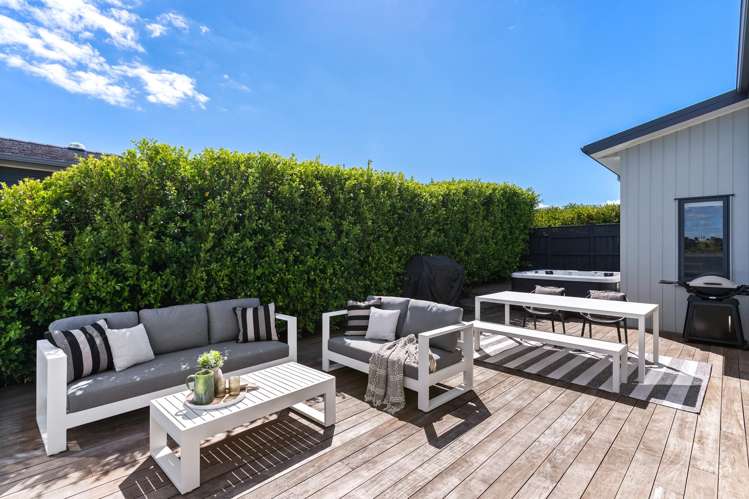 191 Ninth View Avenue Beachlands_13