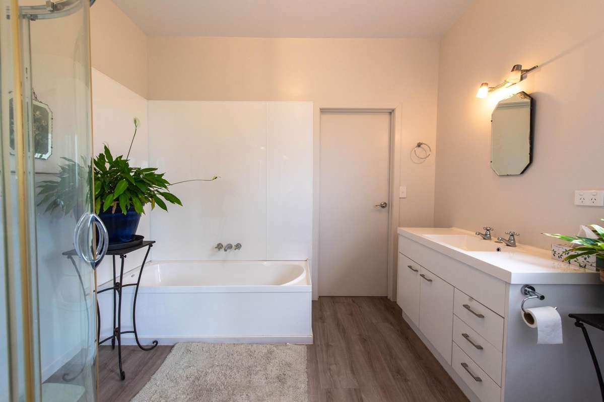 469 Rangiatea Road_5