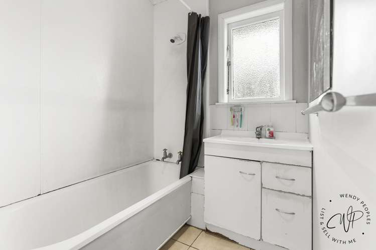 37 Sutton Crescent Papakura_6