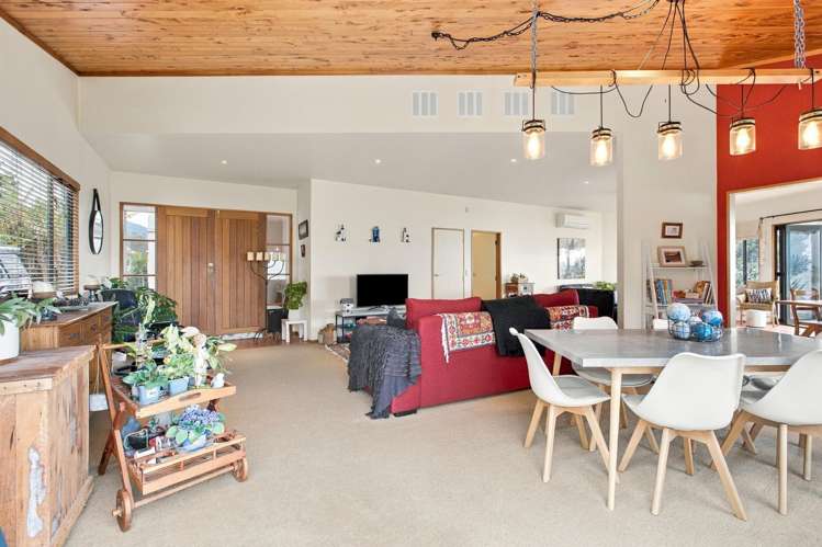 615 Thames Coast Road Waiomu_11