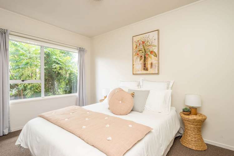 2/218 East Coast Road Forrest Hill_14