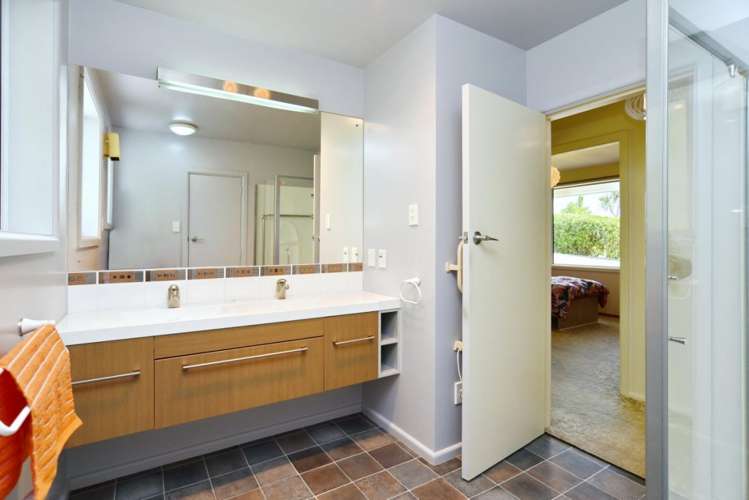 215a Mount Pleasant Road Mount Pleasant_11