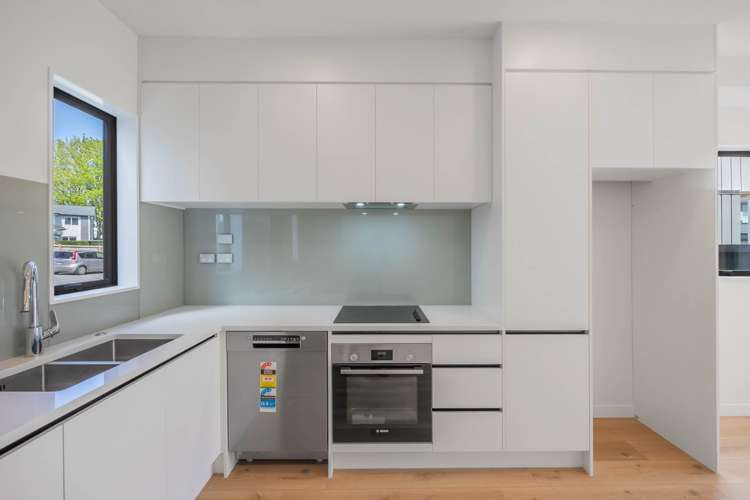 7/57 Kervil Avenue Te Atatu Peninsula_10