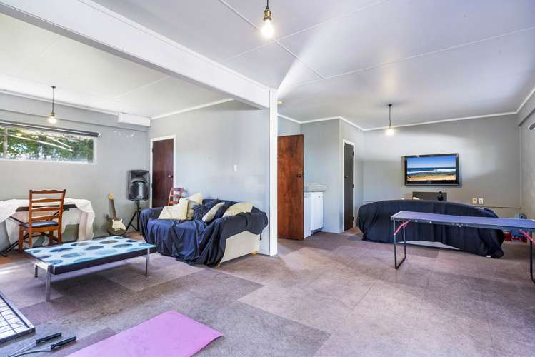 82 Burbush Road Burbush_14