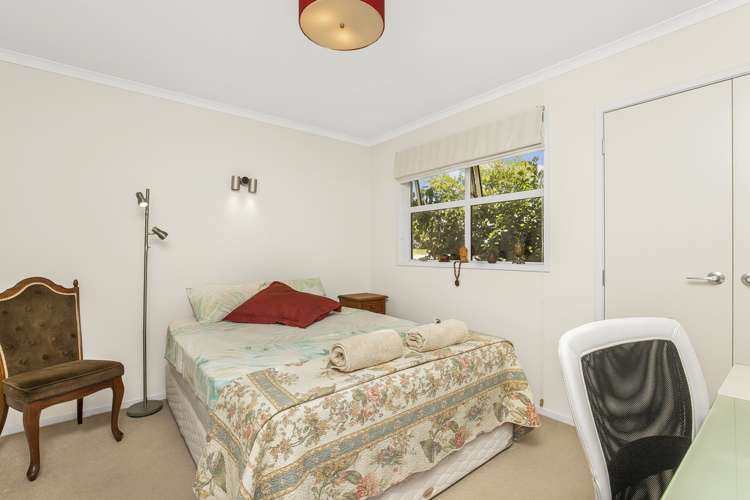 60 Sunningdale Street Wattle Downs_12