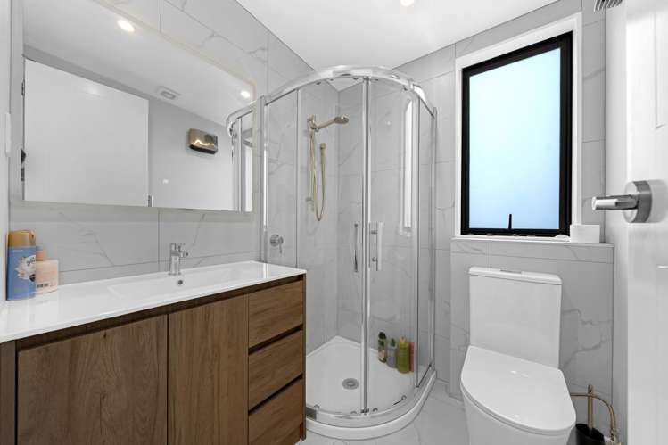 14/17 Parker Avenue New Lynn_13