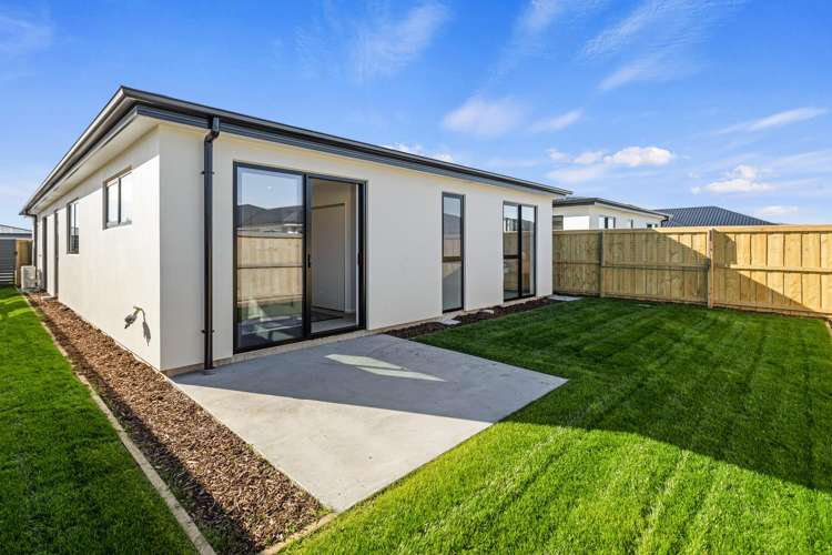 46 Benashet Drive Lincoln_17