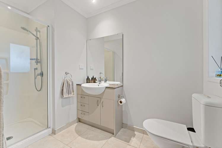 10b Landon Place Pukekohe_6