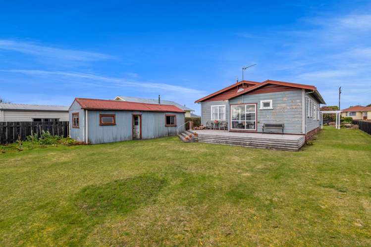 58 Pembroke Road Stratford_25