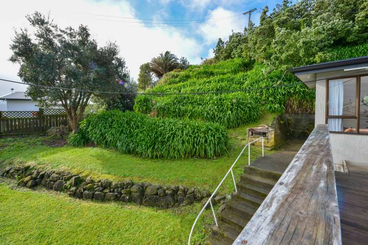 3 Ratau Street Māhia_15
