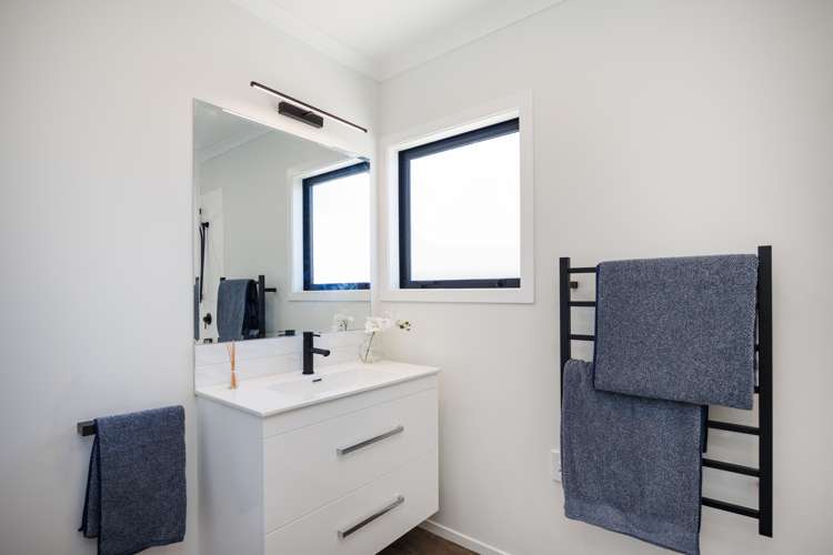 10 Dahlstrom Grove Kelvin Grove_24