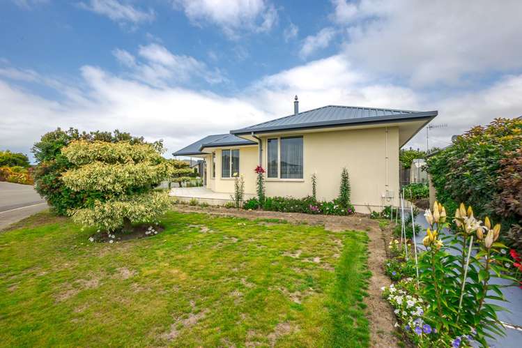 6 Alpine Close Marchwiel_10