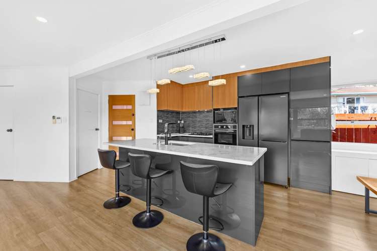 52 Henwood Road Mangere East_7