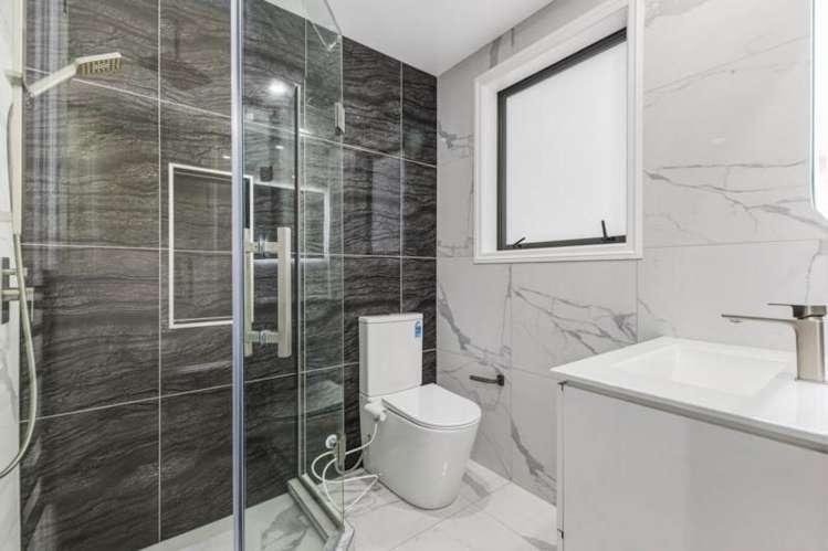 42C Motatau Road Papatoetoe_12