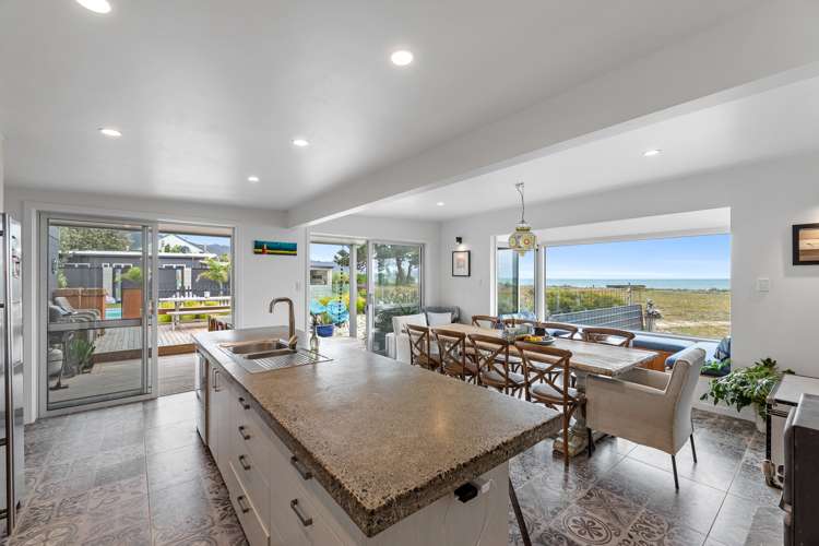 80 Rarangi Beach Road Rarangi_5