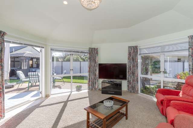 17 Knightsbridge Place Taradale_2