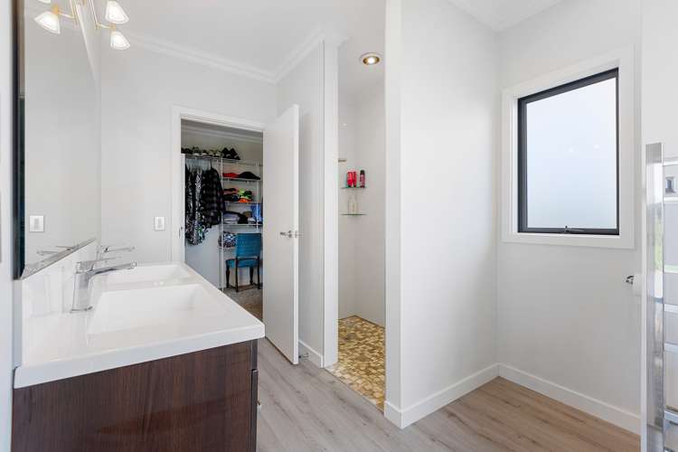 39 Matarikoriko Road Waitara_12