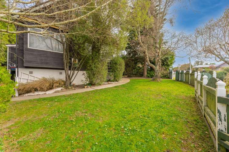 10 Birch Street Gleniti_33
