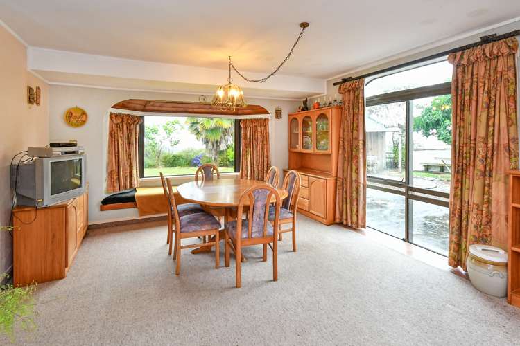 401 Creightons Road Clevedon_17