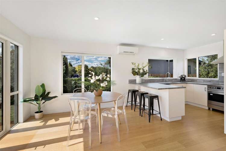 33 Oregon Drive Kelvin Heights_3