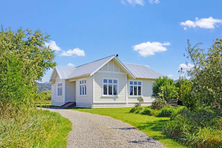 79 Longwood East Road_0