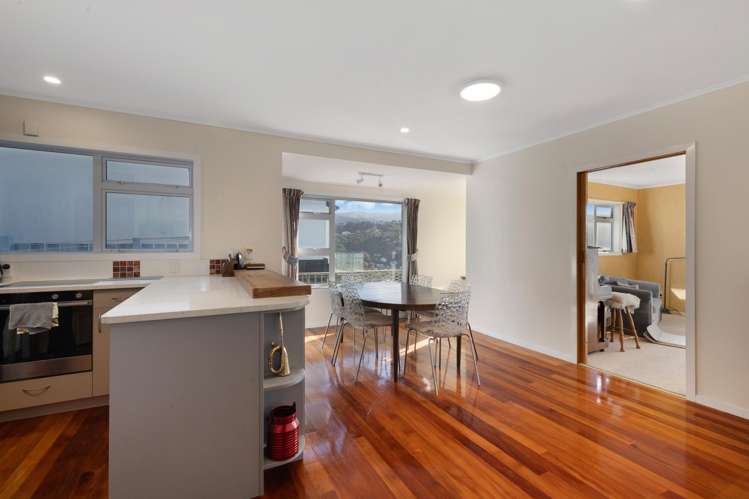 16 Bristol Street Island Bay_2